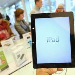 iPad 4 128 GB khiến người dùng bị “chặt chém”