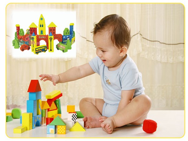 Xếp đồ vật là một đồ chơi giúp bé khơi gợi nhiều sáng tạo, tăng cường nhận thức