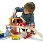 Gợi ý cho mẹ các món đồ chơi cho bé trai từ 3 – 4 tuổi