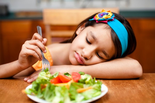 Cần có chế độ dinh dưỡng đặc biệt cho trẻ đang bị bệnh