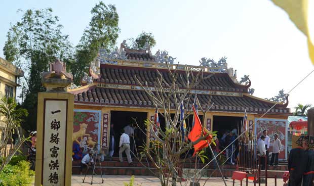 Ngôi làng mang dấu ấn của thời gian